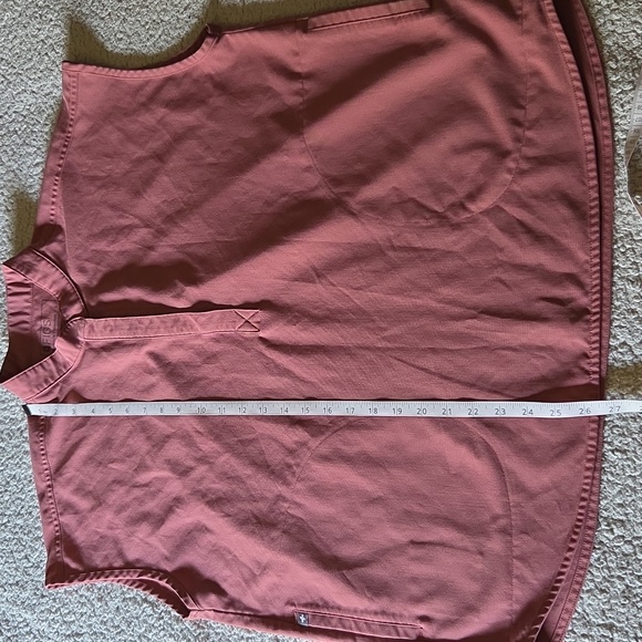 Figs Technical Collection Rafaela Oversized Scrub Top in Mauve - Picture 11 of 12